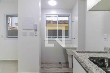 Sala/Cozinha/Lavanderia de apartamento para alugar com 2 quartos, 38m² em Vila Lageado, São Paulo