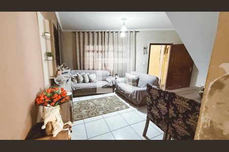 Sala de casa à venda com 2 quartos, 110m² em Vila Roque, São Paulo