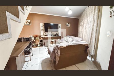 Sala de casa à venda com 2 quartos, 110m² em Vila Roque, São Paulo