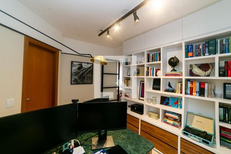 Escritório de apartamento à venda com 3 quartos, 130m² em São Lucas, Belo Horizonte