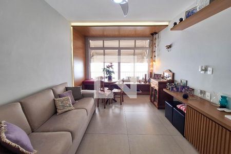 Sala de apartamento à venda com 3 quartos, 134m² em Icaraí, Niterói