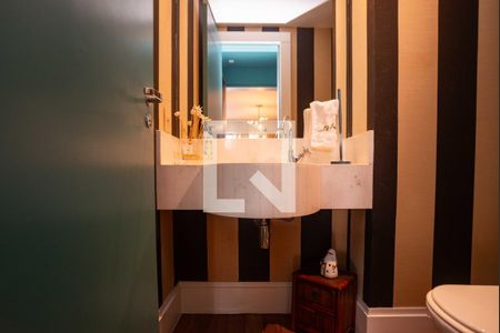 Lavabo de apartamento à venda com 3 quartos, 164m² em Alto de Pinheiros, São Paulo