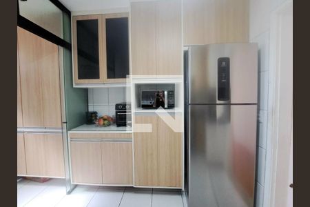 Cozinha de apartamento à venda com 2 quartos, 68m² em Jaguaribe, Osasco