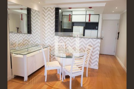 Sala de apartamento à venda com 3 quartos, 70m² em Jaguaré, São Paulo