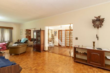 Sala de casa para alugar com 4 quartos, 370m² em Vila Elvira, São Paulo