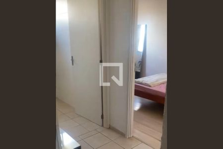 Apartamento à venda com 2 quartos, 45m² em Mário Quintana, Porto Alegre