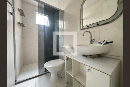 Banheiro de apartamento para alugar com 2 quartos, 47m² em Ponte Grande, Guarulhos