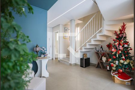 Sala de casa de condomínio para alugar com 4 quartos, 175m² em Jardim Monte Kemel, São Paulo