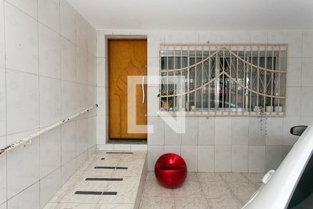 Garagem de casa à venda com 3 quartos, 130m² em Vila Carrão, São Paulo