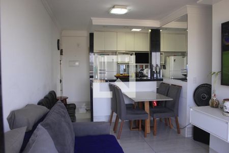 Sala  de apartamento à venda com 2 quartos, 56m² em São Roque, Guarulhos