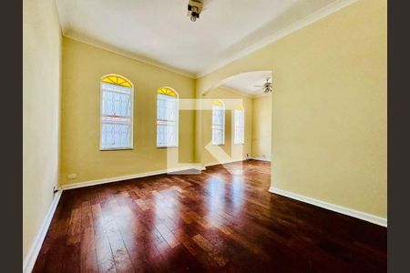 Casa à venda com 2 quartos, 100m² em Jardim Alzira, São Paulo