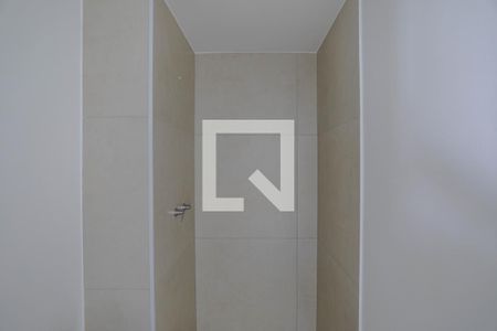Banheiro de apartamento para alugar com 3 quartos, 92m² em Cézar de Souza, Mogi das Cruzes