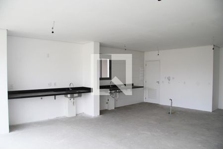 Sala/Cozinha e Varanda integrada  de apartamento à venda com 3 quartos, 150m² em Centro, Guarulhos