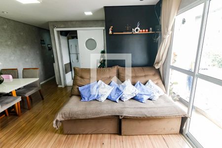 Apartamento para alugar com 3 quartos, 74m² em Parque Reboucas, São Paulo