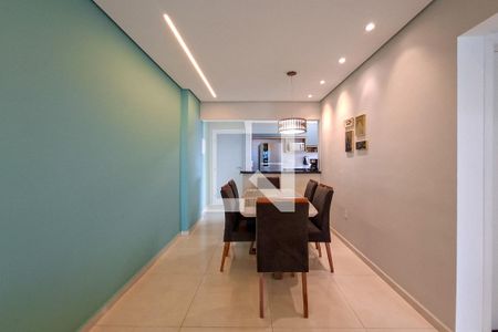 Sala de apartamento para alugar com 2 quartos, 76m² em Maracanã, Praia Grande