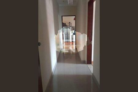 Casa à venda com 3 quartos, 270m² em Água Rasa, São Paulo