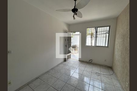Apartamento para alugar com 2 quartos, 60m² em Cascadura, Rio de Janeiro