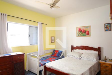 Quarto 2 de casa para alugar com 3 quartos, 75m² em Jardim Santo Antonio, São Paulo