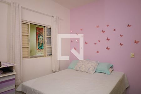 Quarto 1 de casa para alugar com 3 quartos, 75m² em Jardim Santo Antonio, São Paulo