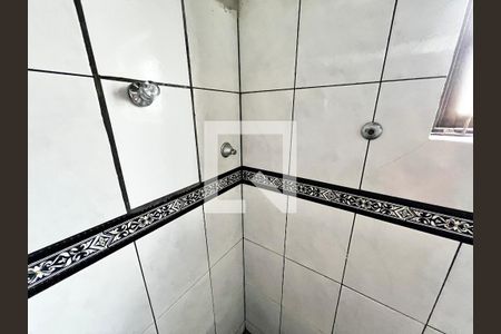 Banheiro de casa à venda com 7 quartos, 375m² em Vila Dionisia, São Paulo