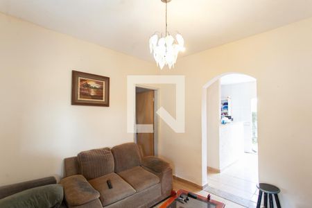 Sala de casa à venda com 3 quartos, 360m² em São Benedito, Belo Horizonte