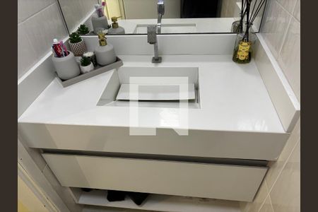 Banheiro Social de casa de condomínio para alugar com 2 quartos, 245m² em Tijuca, Rio de Janeiro