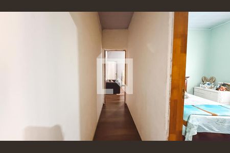 Corredor de casa para alugar com 5 quartos, 160m² em Chora Menino, São Paulo