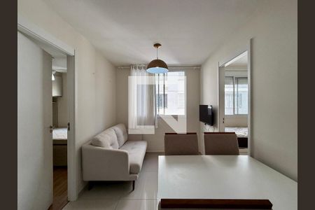 Sala de apartamento para alugar com 2 quartos, 35m² em Socorro, São Paulo