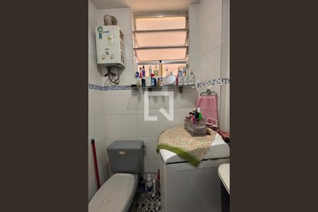 Banheiro social de apartamento à venda com 1 quarto, 35m² em Copacabana, Rio de Janeiro