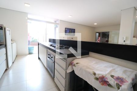 Cozinha de casa para alugar com 5 quartos, 370m² em Jardim Europa, Uberlândia