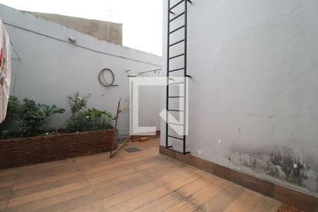 Área de Serviço de casa para alugar com 5 quartos, 370m² em Jardim Europa, Uberlândia