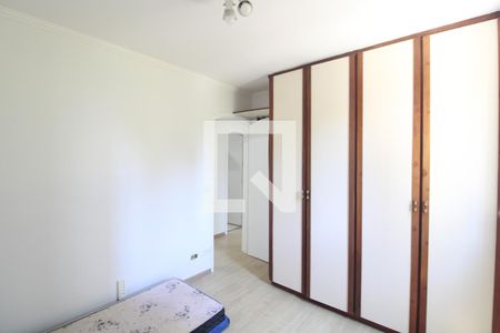 Quarto 2 de apartamento para alugar com 3 quartos, 74m² em Vila Sofia, São Paulo