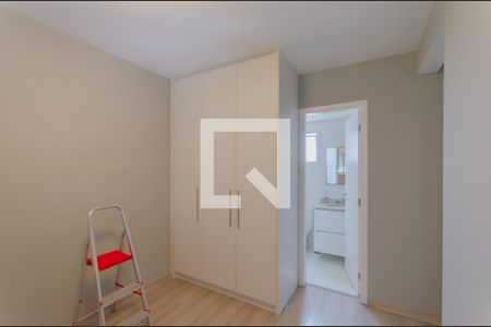Suíte de apartamento à venda com 2 quartos, 56m² em Vila Mariana, São Paulo