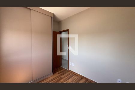 Quarto 2 de apartamento para alugar com 3 quartos, 80m² em Vila Branca, Jacareí