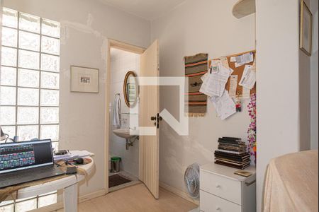 Sala de casa à venda com 3 quartos, 140m² em Bela Vista, São Paulo