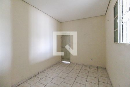 Quarto de casa para alugar com 1 quarto, 30m² em Jardim das Oliveiras, São Paulo