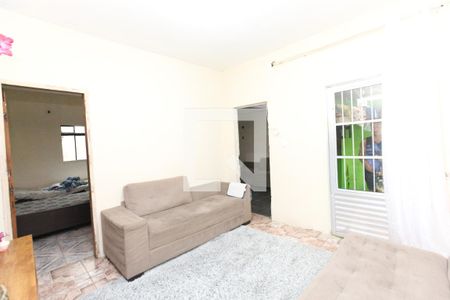 Casa à venda com 4 quartos, 354m² em Olaria (barreiro), Contagem