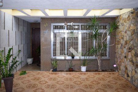 Garagem de casa à venda com 4 quartos, 160m² em Penha de França, São Paulo