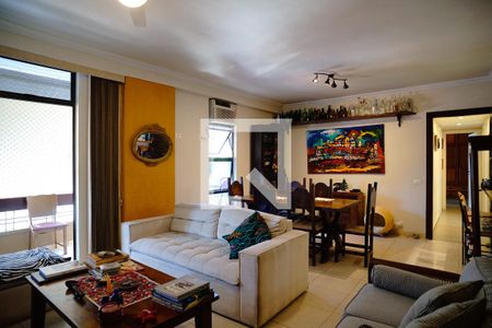 Sala de apartamento à venda com 3 quartos, 120m² em Icaraí, Niterói