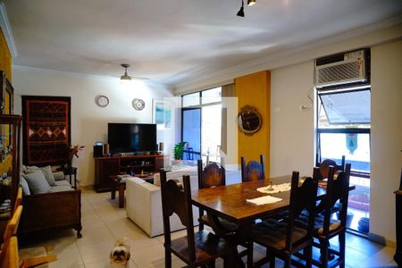 Sala de apartamento à venda com 3 quartos, 120m² em Icaraí, Niterói