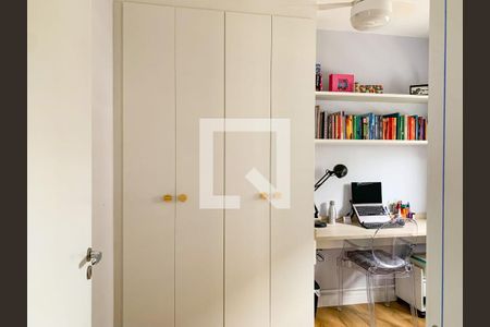 Apartamento à venda com 2 quartos, 49m² em Del Castilho, Rio de Janeiro