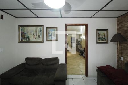 Sala de casa à venda com 2 quartos, 150m² em Rubem Berta, Porto Alegre