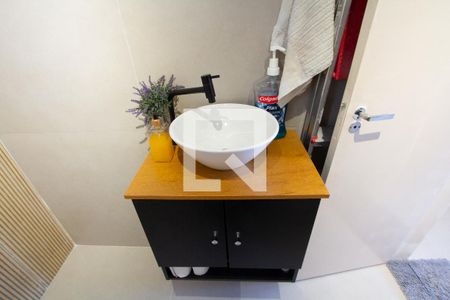 Banheiro de apartamento à venda com 2 quartos, 69m² em Vila Olímpia, São Paulo