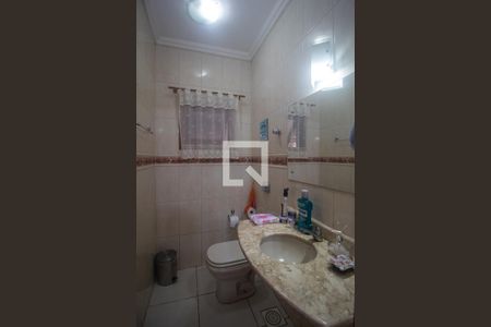 Banheiro de casa à venda com 3 quartos, 135m² em Hípica, Porto Alegre