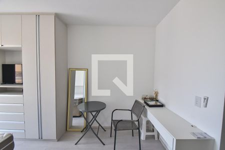 Cozinha de apartamento à venda com 1 quarto, 29m² em Liberdade, São Paulo