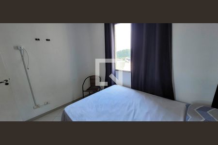 Quarto 01 de apartamento para alugar com 2 quartos, 54m² em Vila Maria Augusta, Itaquaquecetuba