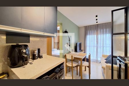 Sala/Cozinha de apartamento para alugar com 1 quarto, 28m² em Vila Romana, São Paulo