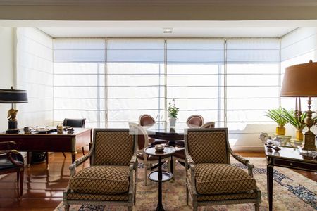 Apartamento à venda com 4 quartos, 359m² em Real Parque, São Paulo