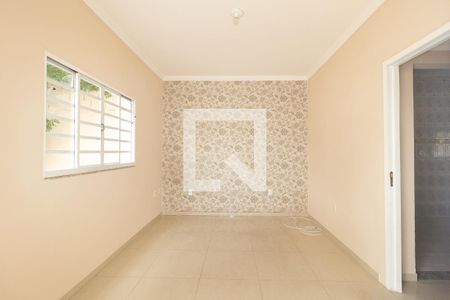 Sala/Quarto de casa para alugar com 3 quartos, 240m² em Campo Grande, Rio de Janeiro