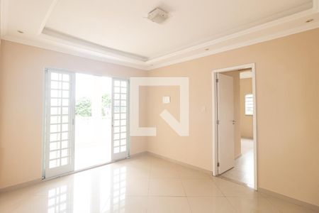 Hall de casa para alugar com 3 quartos, 240m² em Campo Grande, Rio de Janeiro